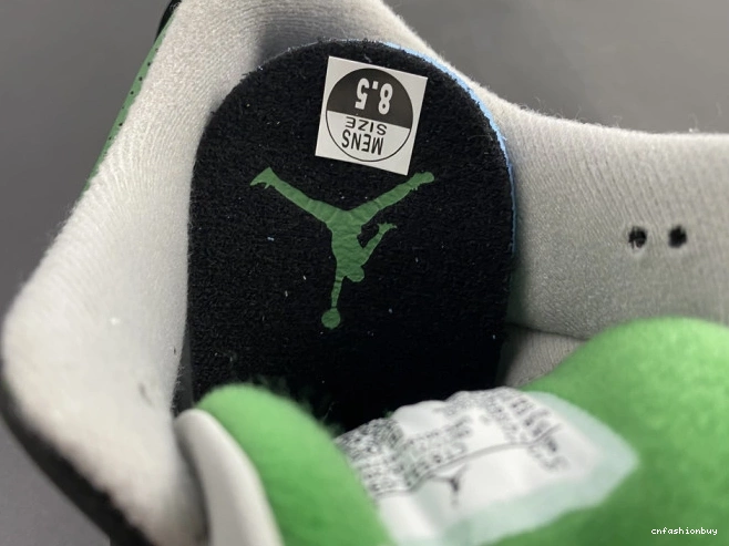 CT8532-030 Pine 3 Green Jordan Air 0819